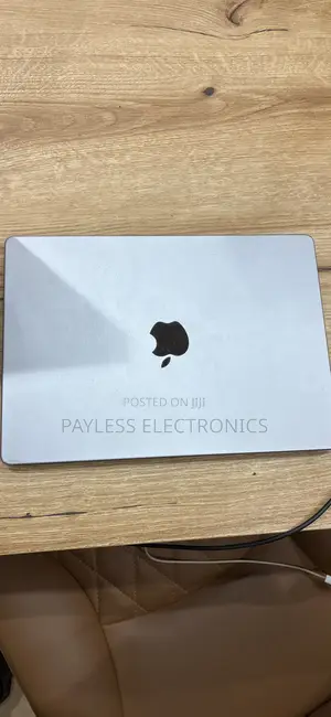 Laptop Apple MacBook Pro 2021 M1 16GB Apple M1 SSD 512GB