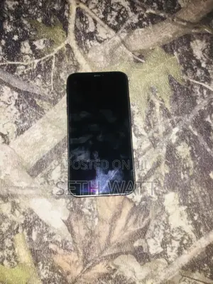 Apple iPhone 11 128 GB Black