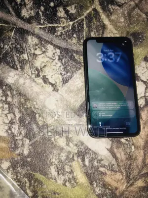 Apple iPhone 11 128 GB Black