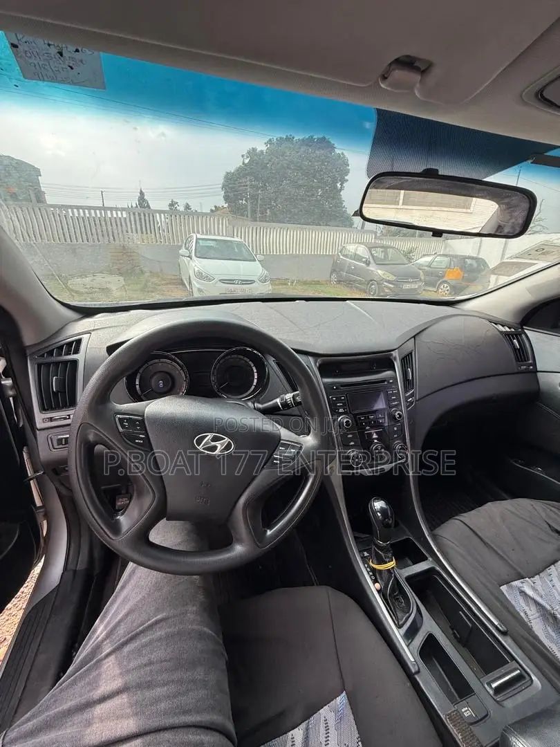Hyundai Sonata 2013 Silver