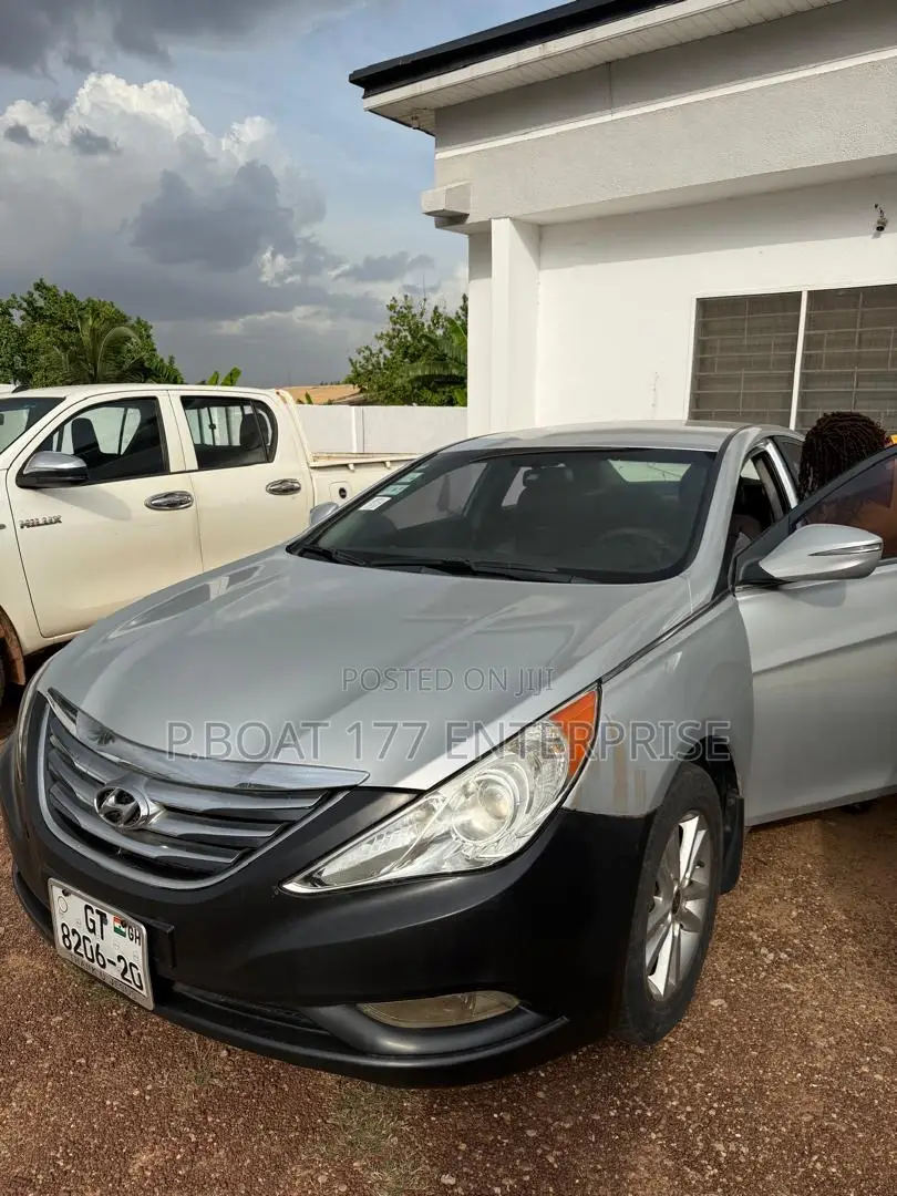 Hyundai Sonata 2013 Silver