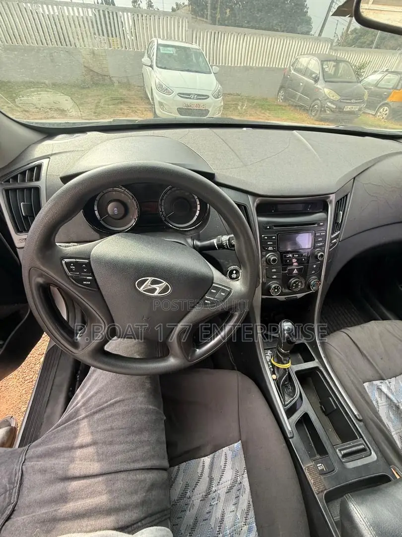 Hyundai Sonata 2013 Silver