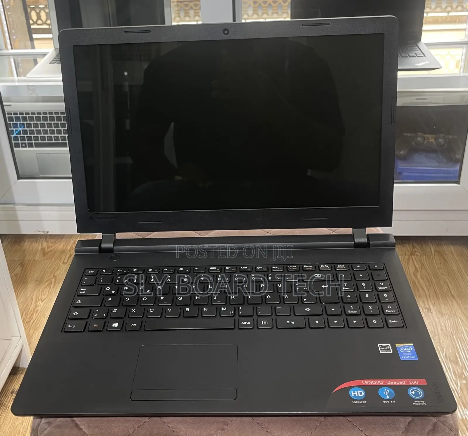 Laptop Lenovo IdeaPad 100 4GB Intel Celeron HDD 500GB
