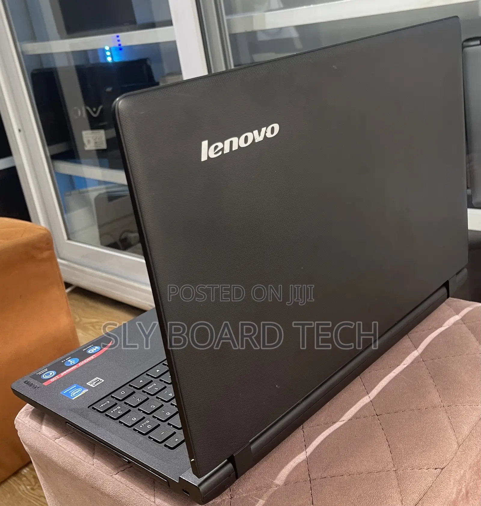 Laptop Lenovo IdeaPad 100 4GB Intel Celeron HDD 500GB