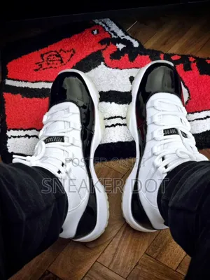 Nike Air Jordan 11 Retro