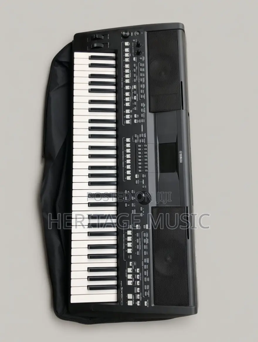 Yamaha PSR Sx600