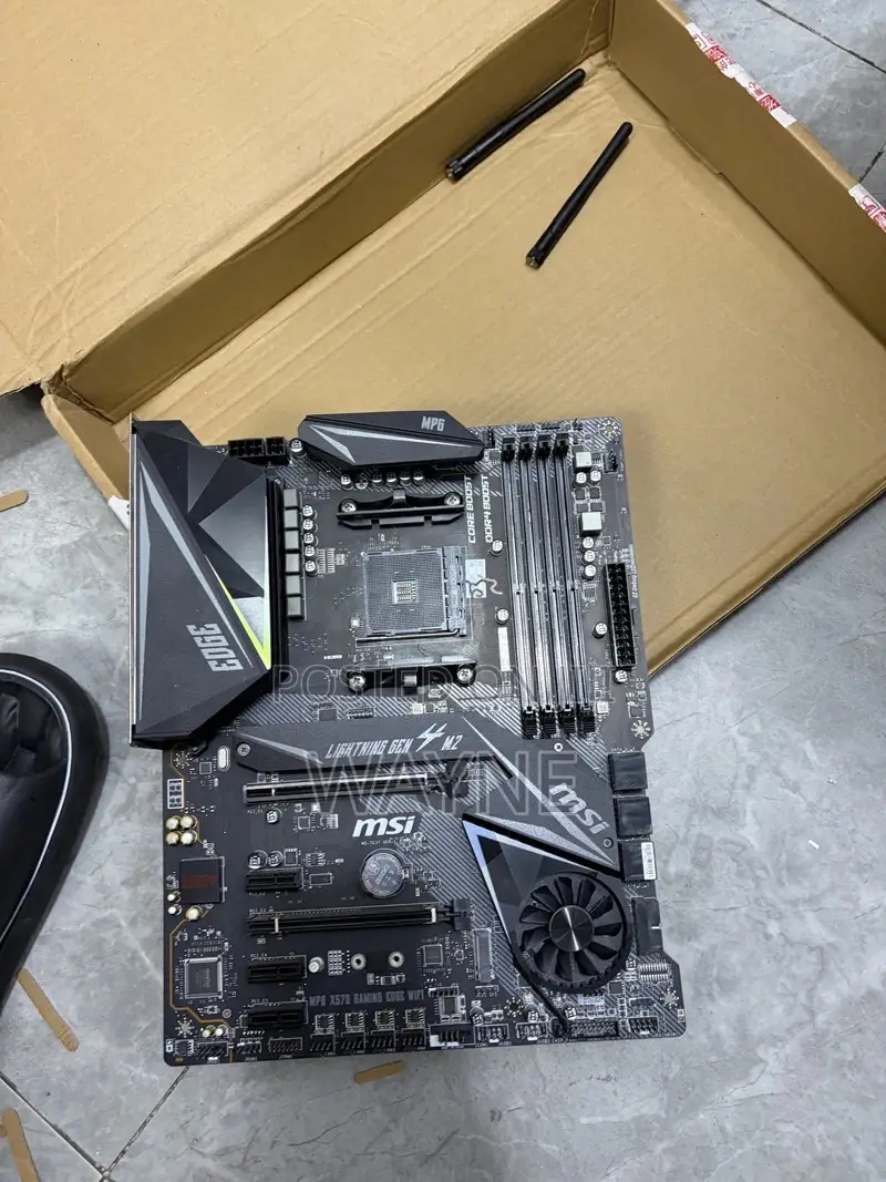 Msi X570 Wi-Fi + Ryzen 5 5600