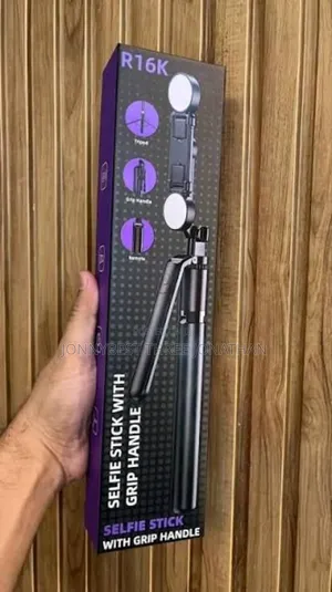 R16k Selfie Stick