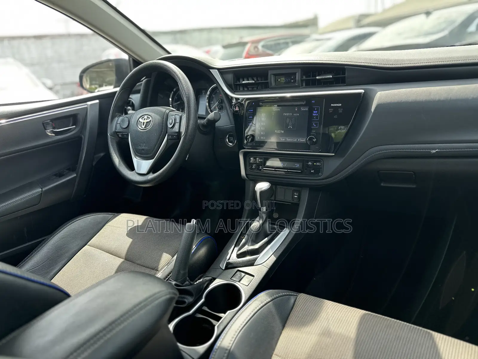 Toyota Corolla 2018 Blue