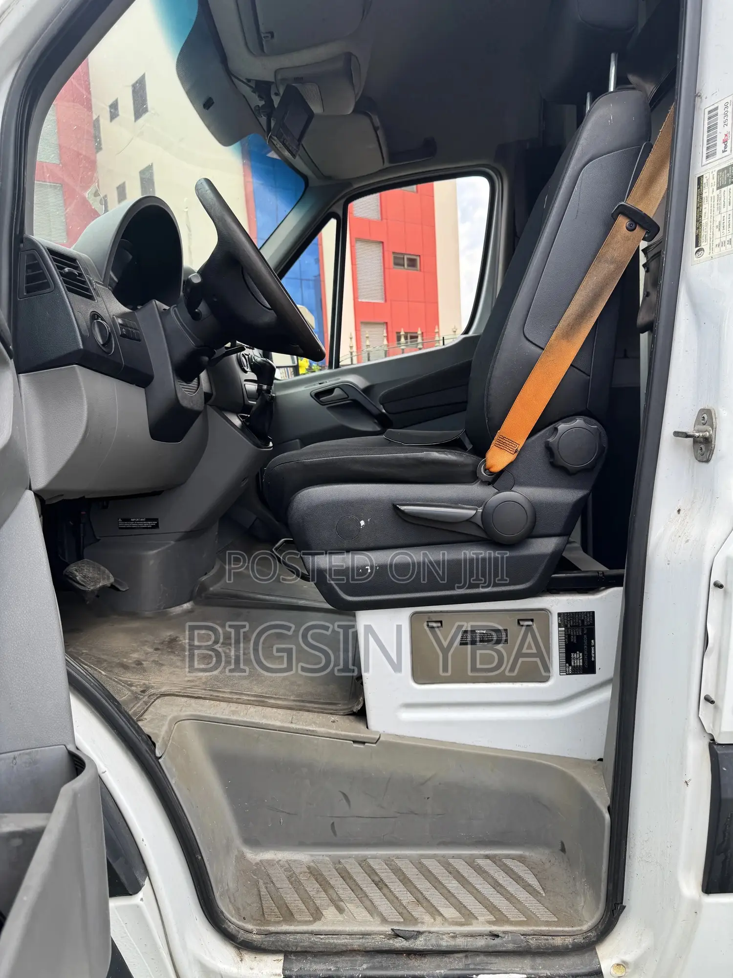Mercedes-Benz Sprinter 2011 White