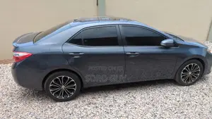 Toyota Corolla 2015 Gray