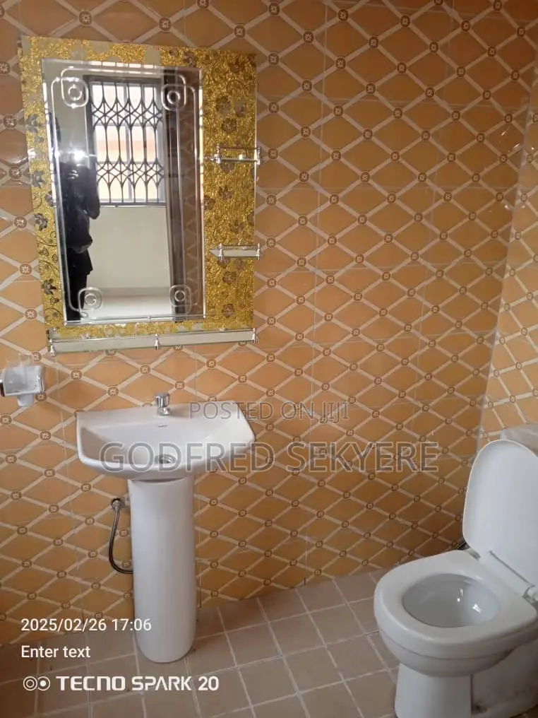 2bdrm Apartment in Adeleke Estates, Kumasi Metropolitan for rent