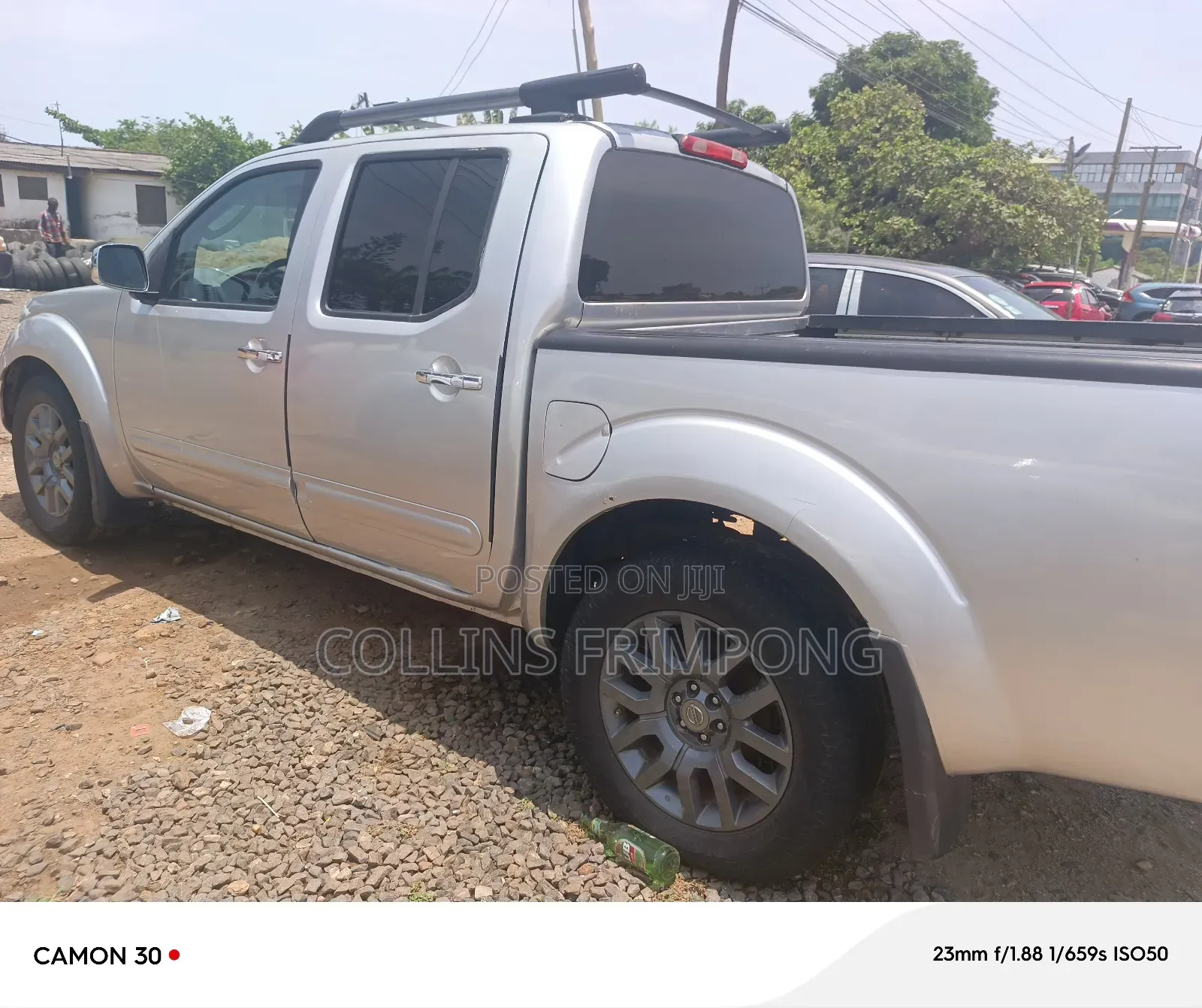 Nissan Frontier Crew Cab SE 4x4 2011 Silver