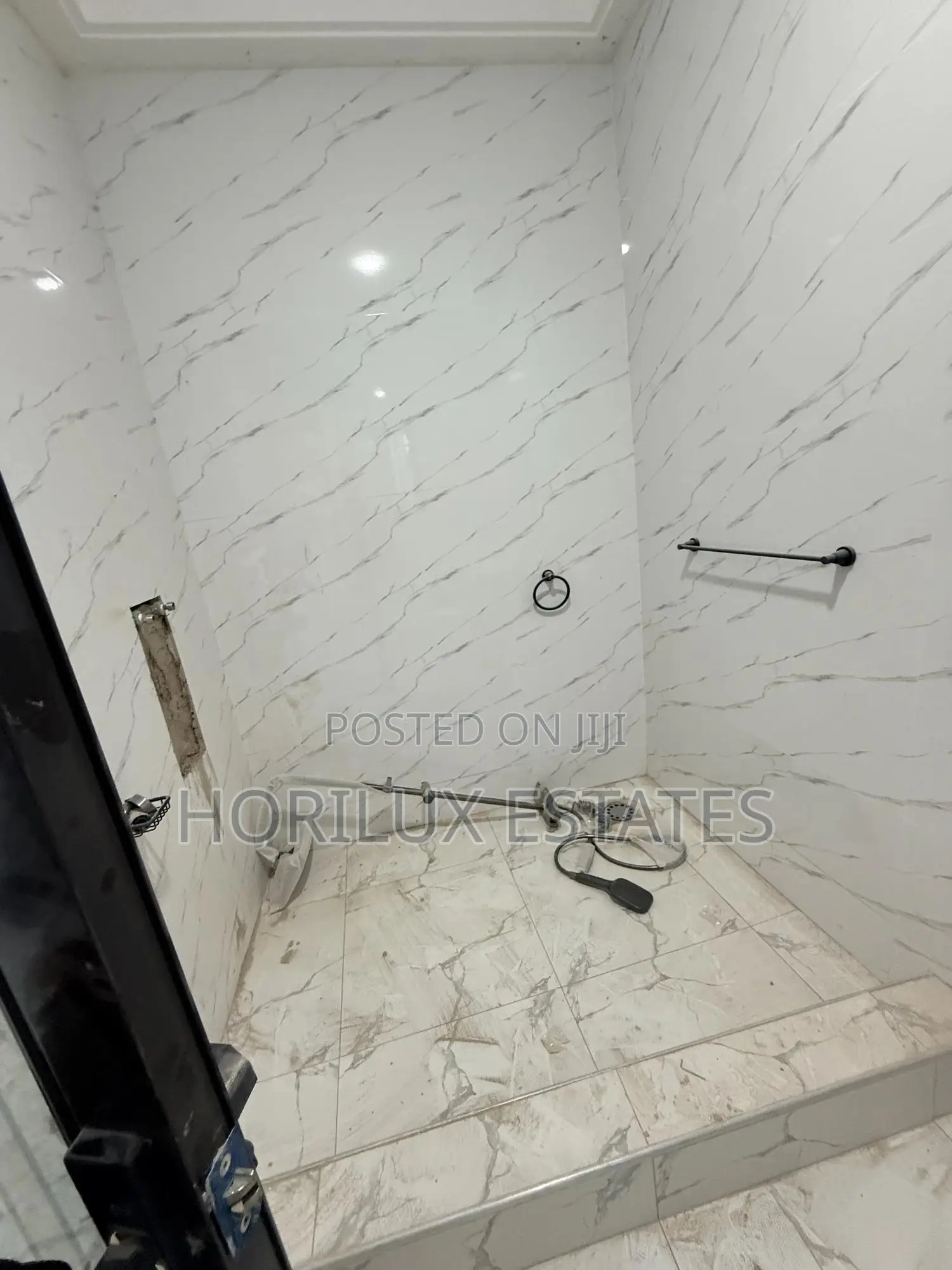 3bdrm Bungalow in Ablekuma Odumase for sale