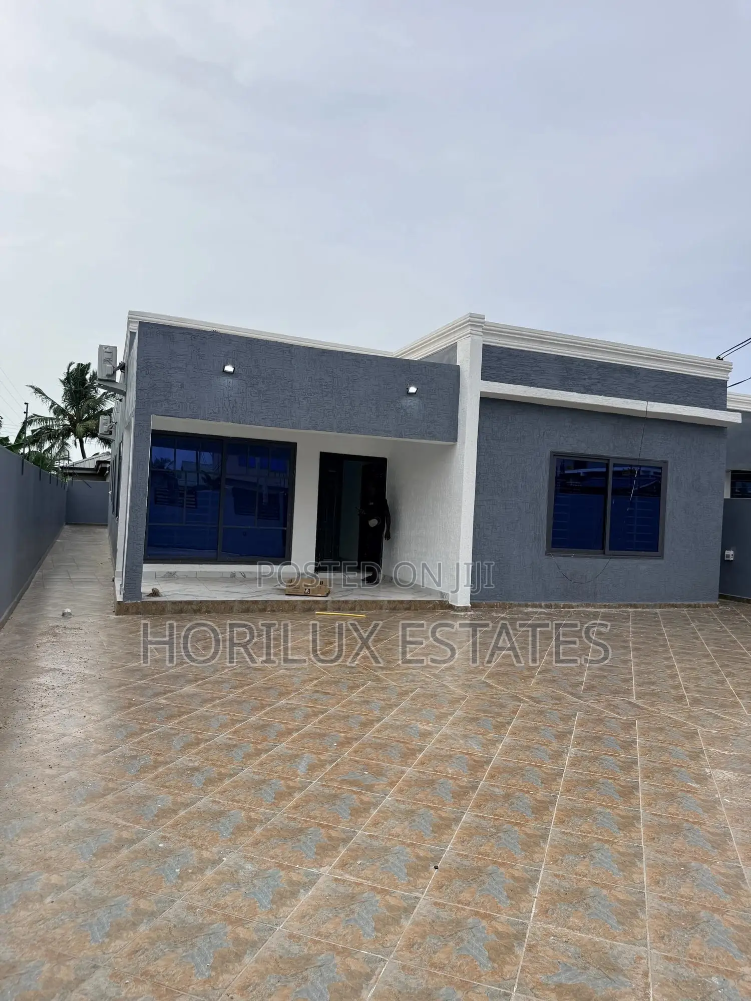 3bdrm Bungalow in Ablekuma Odumase for sale