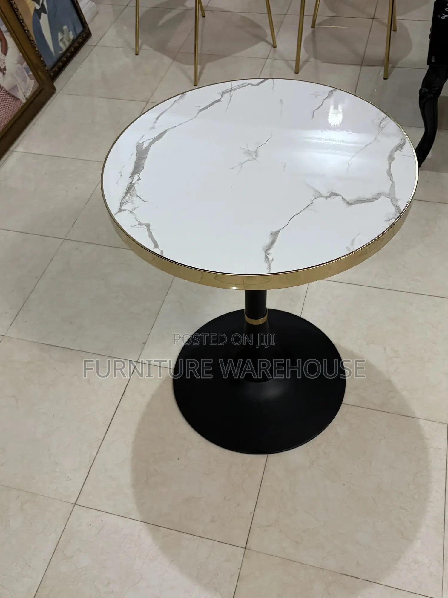 Dinning Table