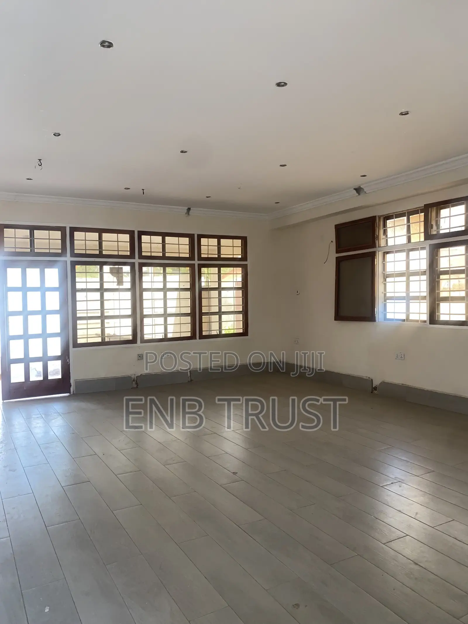 12 Bedrooms Office for Rent at Dome Market Road