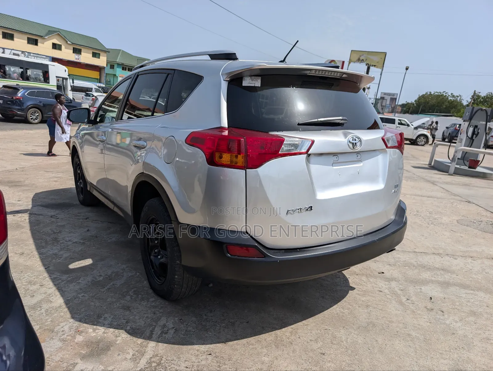 Toyota RAV4 LE 4dr SUV AWD (2.5L 4cyl 6A) 2015 Silver