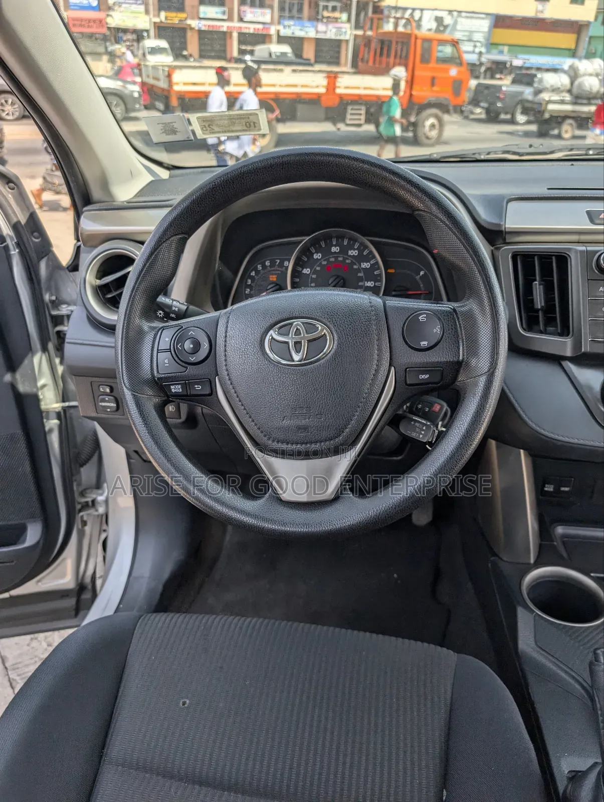 Toyota RAV4 LE 4dr SUV AWD (2.5L 4cyl 6A) 2015 Silver