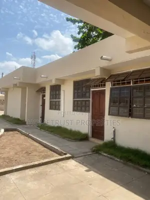 12bdrm House in Dome Market, CFC Estates for rent