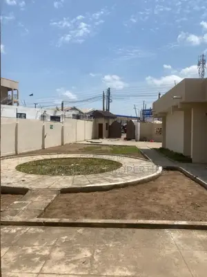 12bdrm House in Dome Market, CFC Estates for rent
