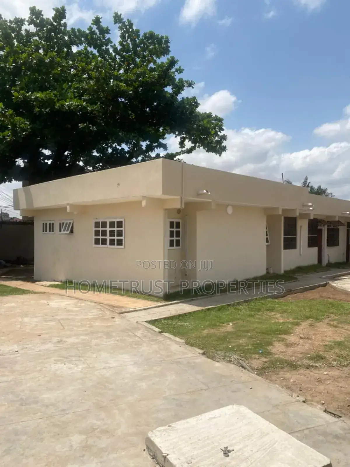 12bdrm House in Dome Market, CFC Estates for rent