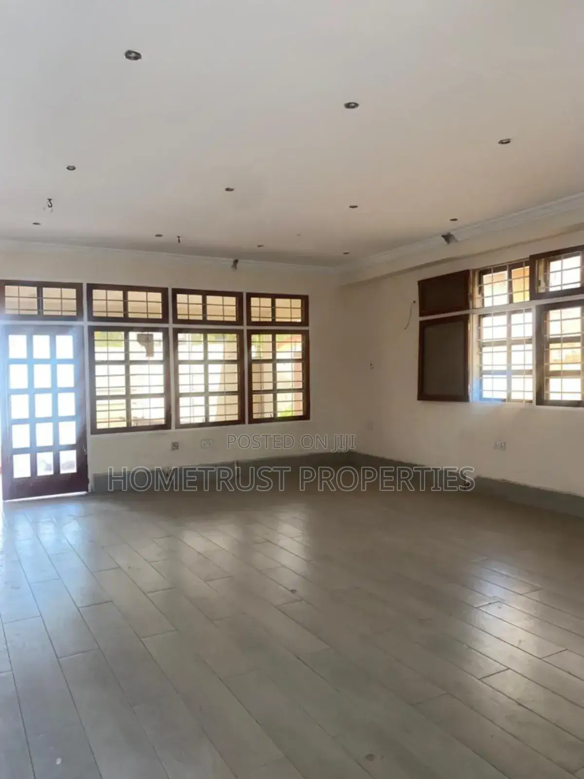 12bdrm House in Dome Market, CFC Estates for rent