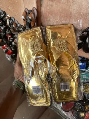 Ahenemaa Slippers