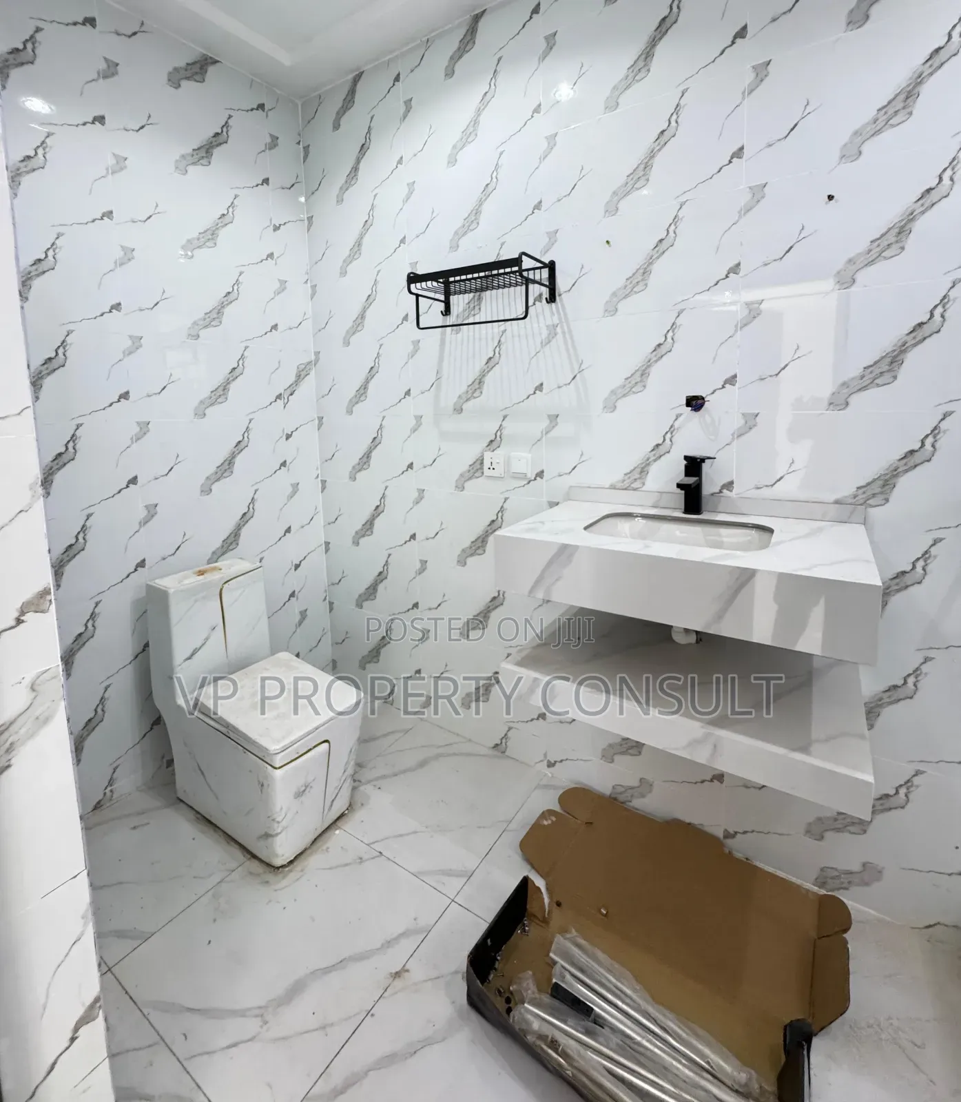 3bdrm House in School Junction for sale