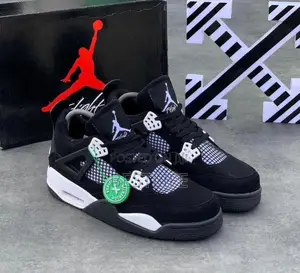 Jordan 4 Retro