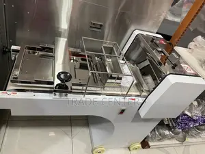 Commercial Bread Mounder
