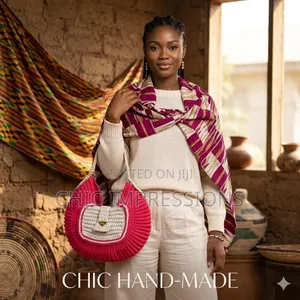 Curved Elegance Crochet Bag