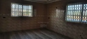 7bdrm Duplex in Prampram for sale