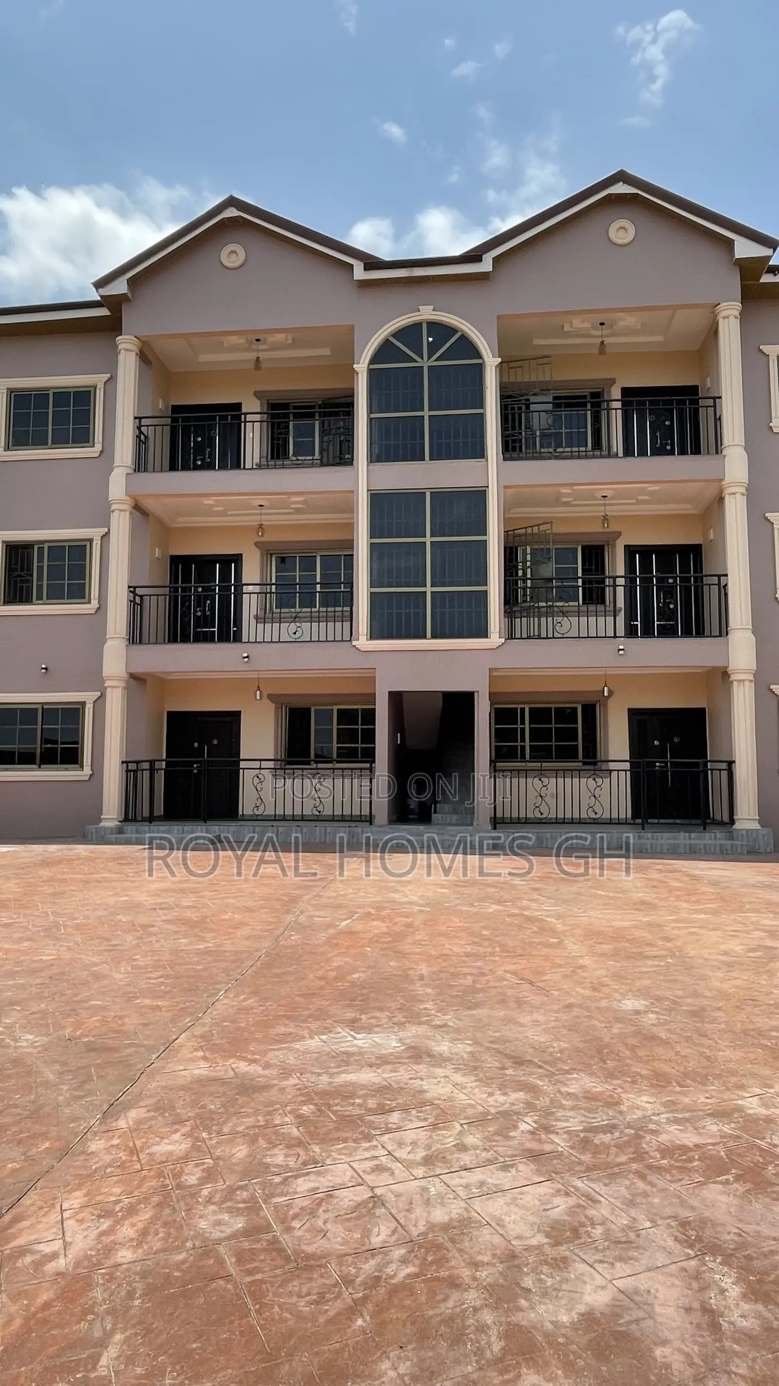 2bdrm Apartment in Royal Homes Gh, East Legon for rent