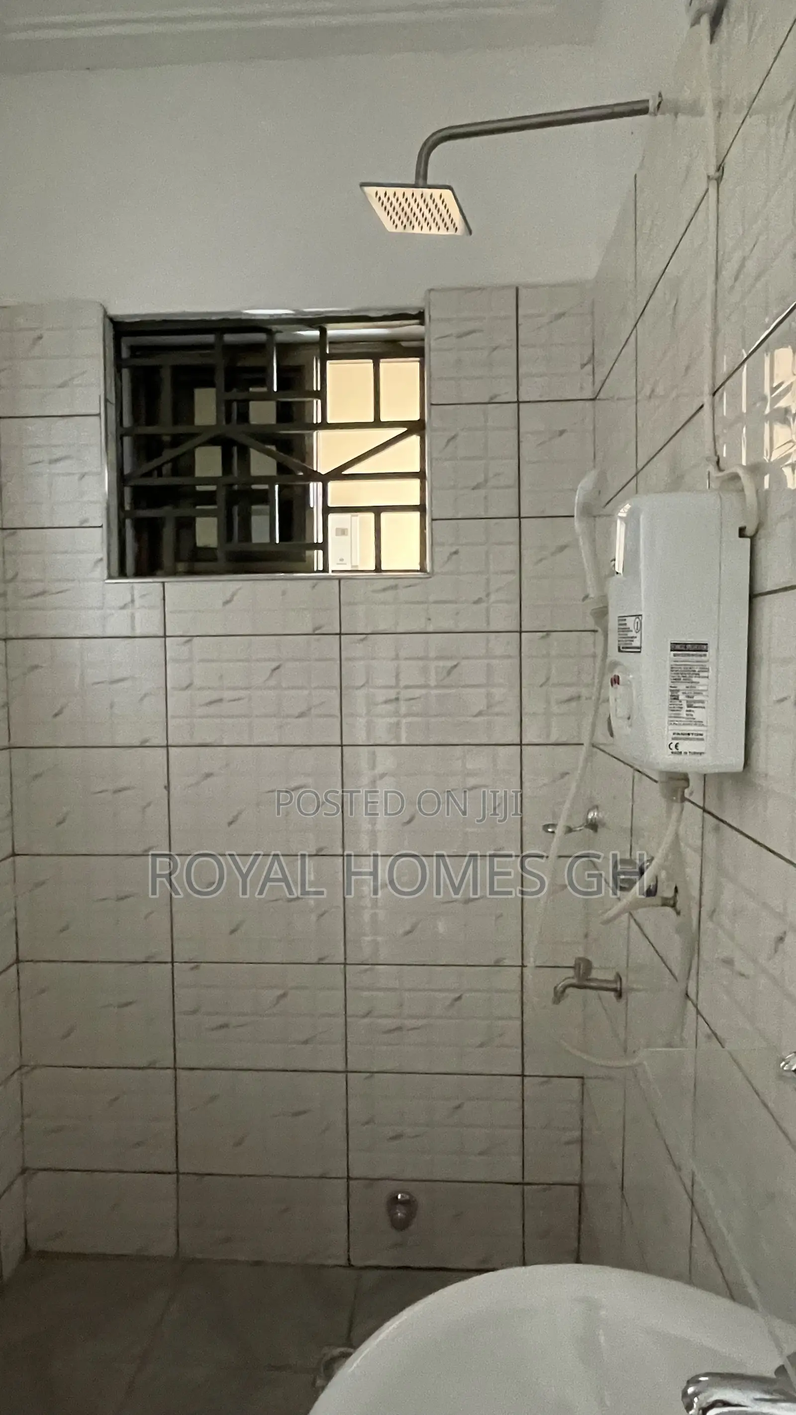 2bdrm Apartment in Royal Homes Gh, East Legon for rent