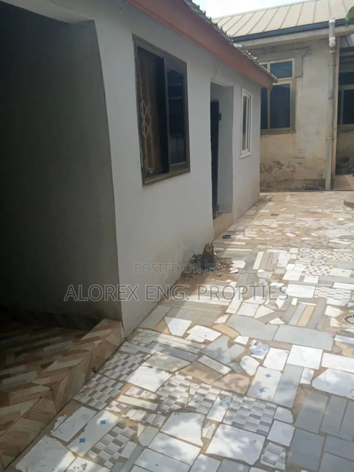 1bdrm Apartment in Amanfro, Frafraha for rent