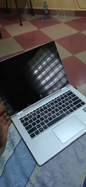 Laptop HP EliteBook X360 1030 G2 8GB Intel Core i5 SSD 256GB