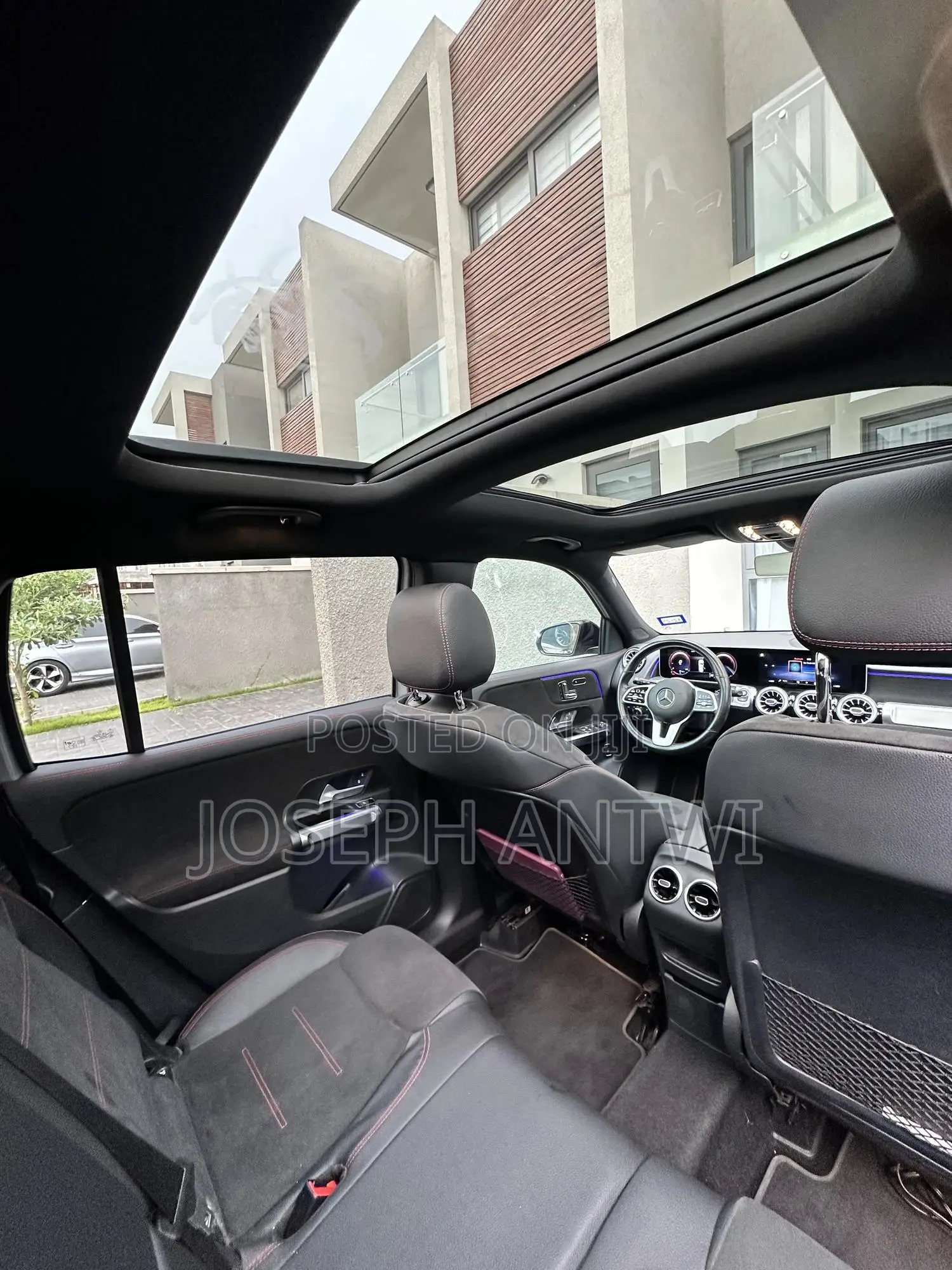 Mercedes-Benz GLB-Class GLB 250 4MATIC 2021 Silver