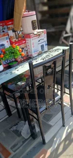 Affordable Brand Name Dinning Set