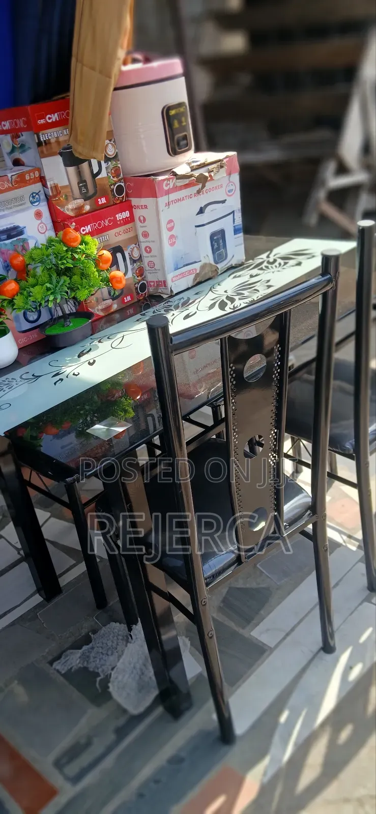 Affordable Brand Name Dinning Set