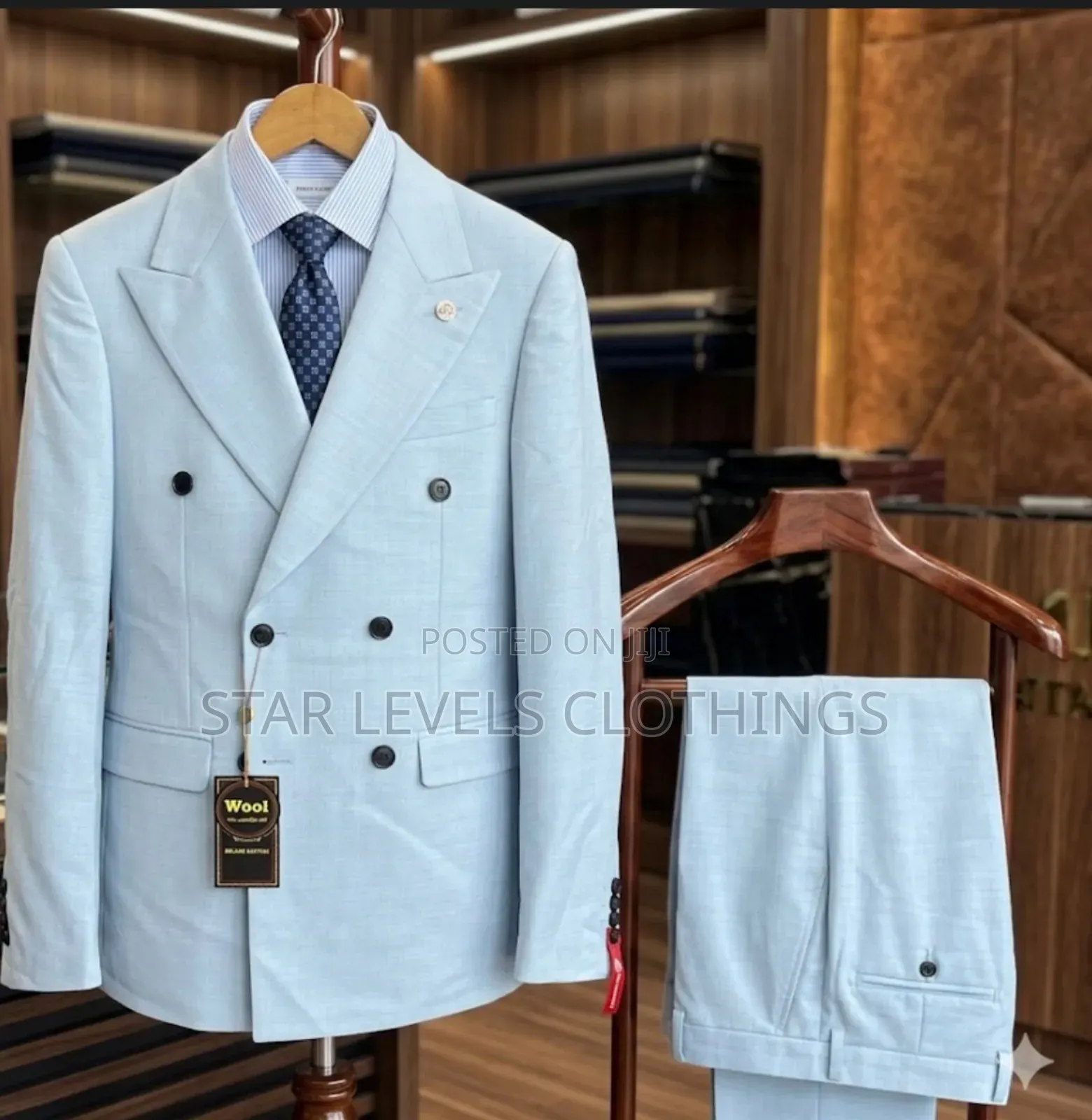 Classic Official Double Breasted Suit for Men in Nice Colors