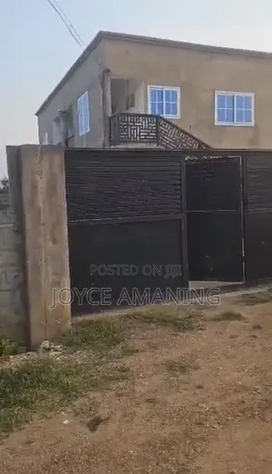 6bdrm Block of Flats in Ghanata Area for sale