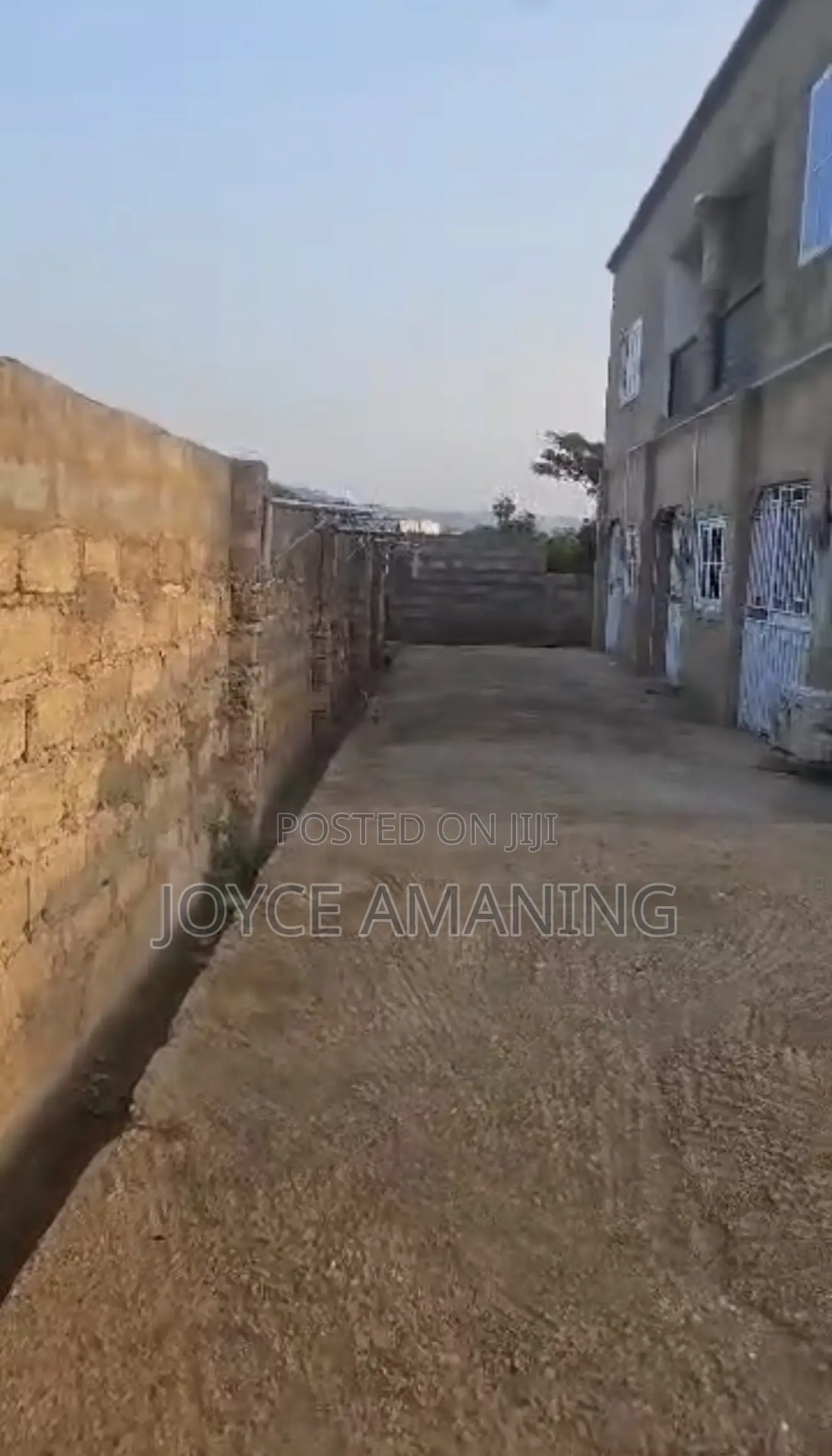 6bdrm Block of Flats in Ghanata Area for sale
