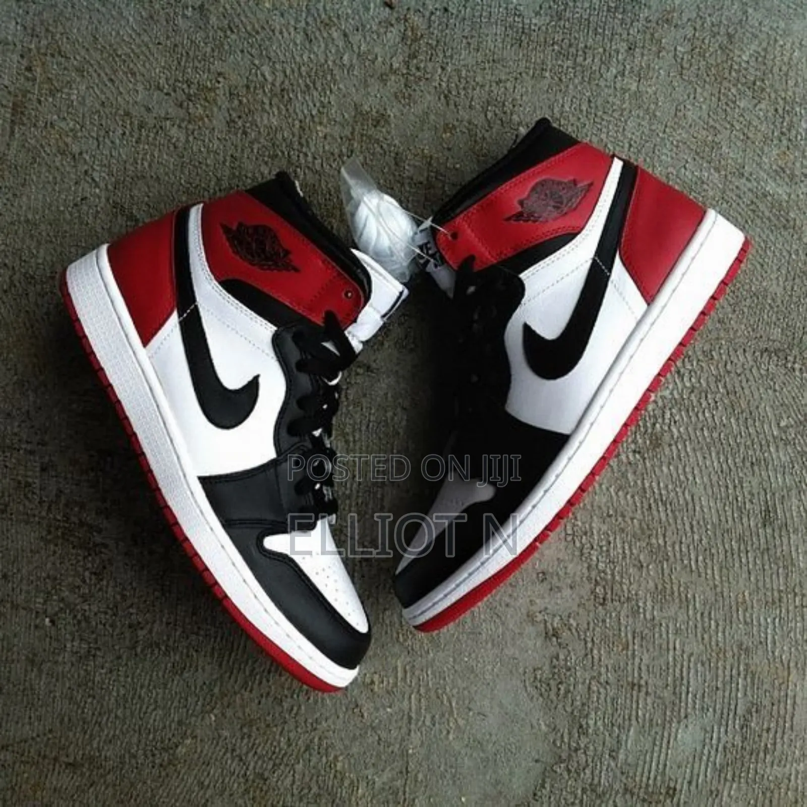 Nike Jordan 1 Sneakers