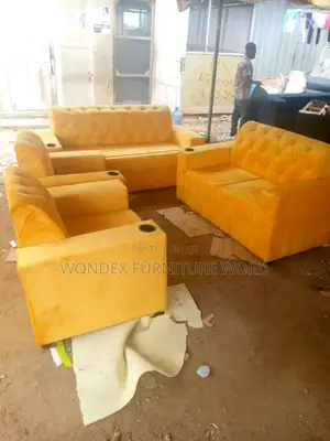 Model Stuffing Chair Very Strong and Quality