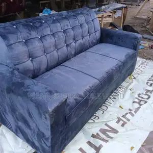 Bob Couch Well Furnished Full Set (Free Delivery?