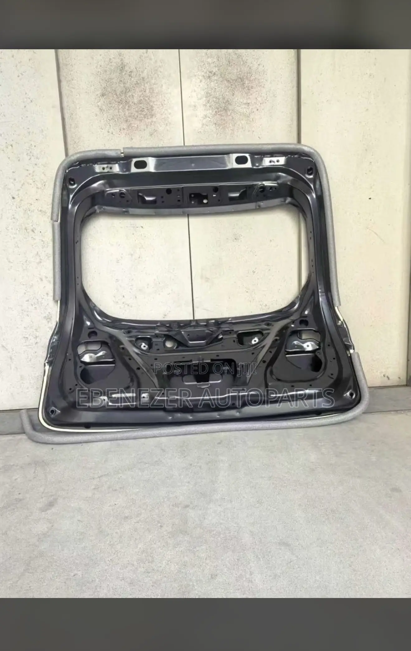 Mitsubishi Outlander Empty Boot 2022 2023 2024 2025 2026