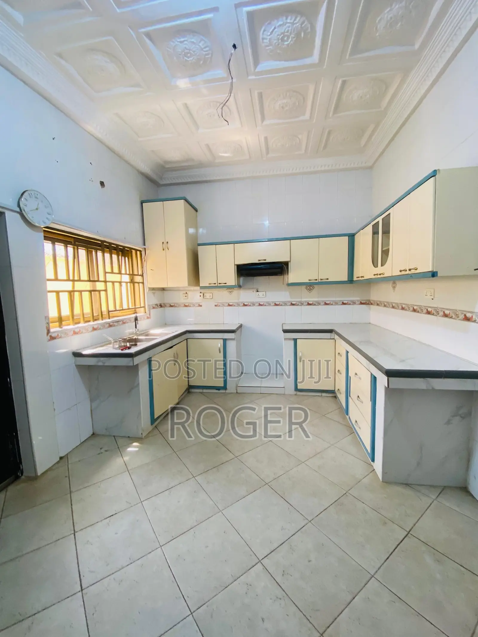 5bdrm House in Achimota Petroleum, Mile 7 for rent