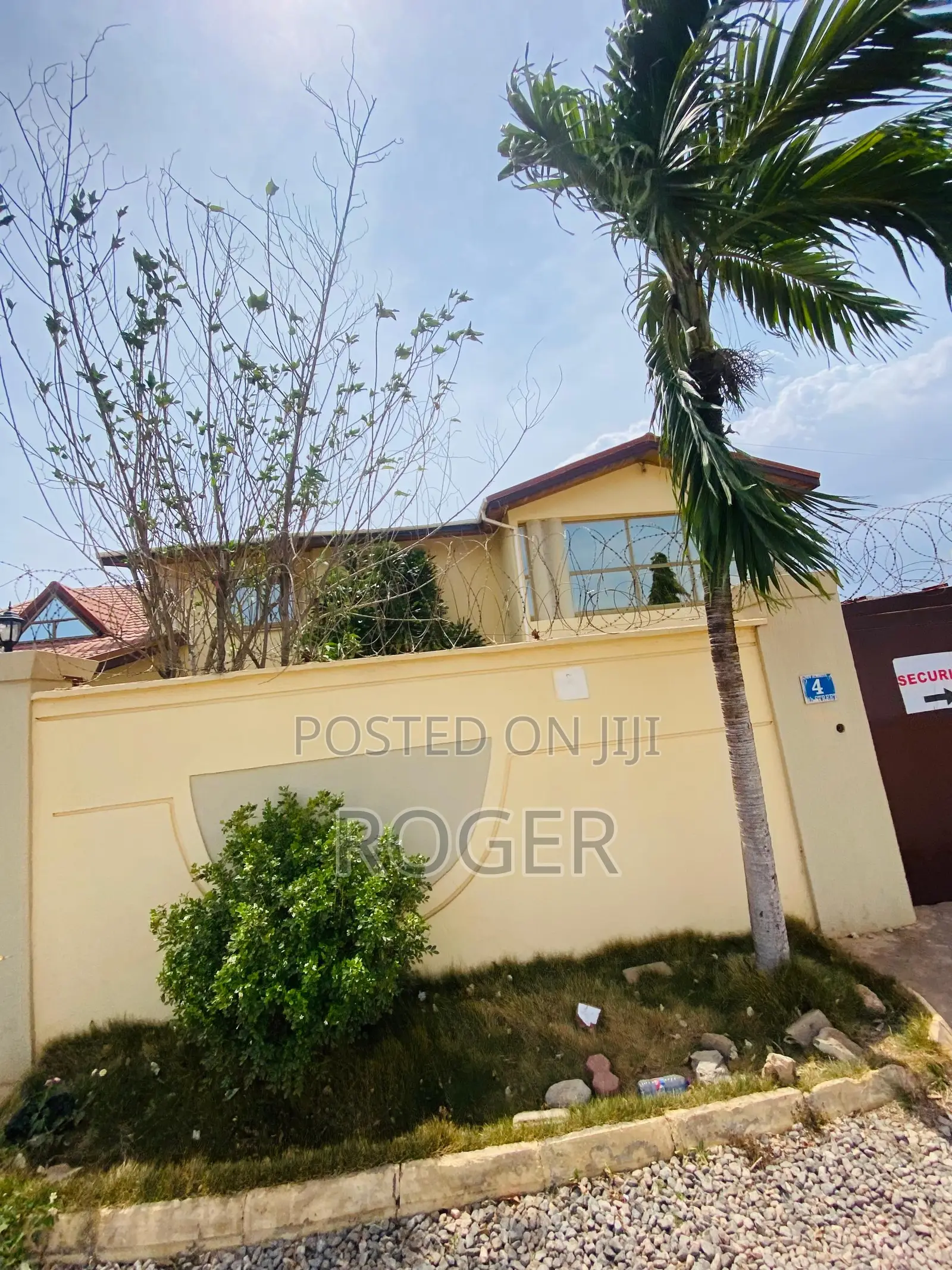 5bdrm House in Achimota Petroleum, Mile 7 for rent
