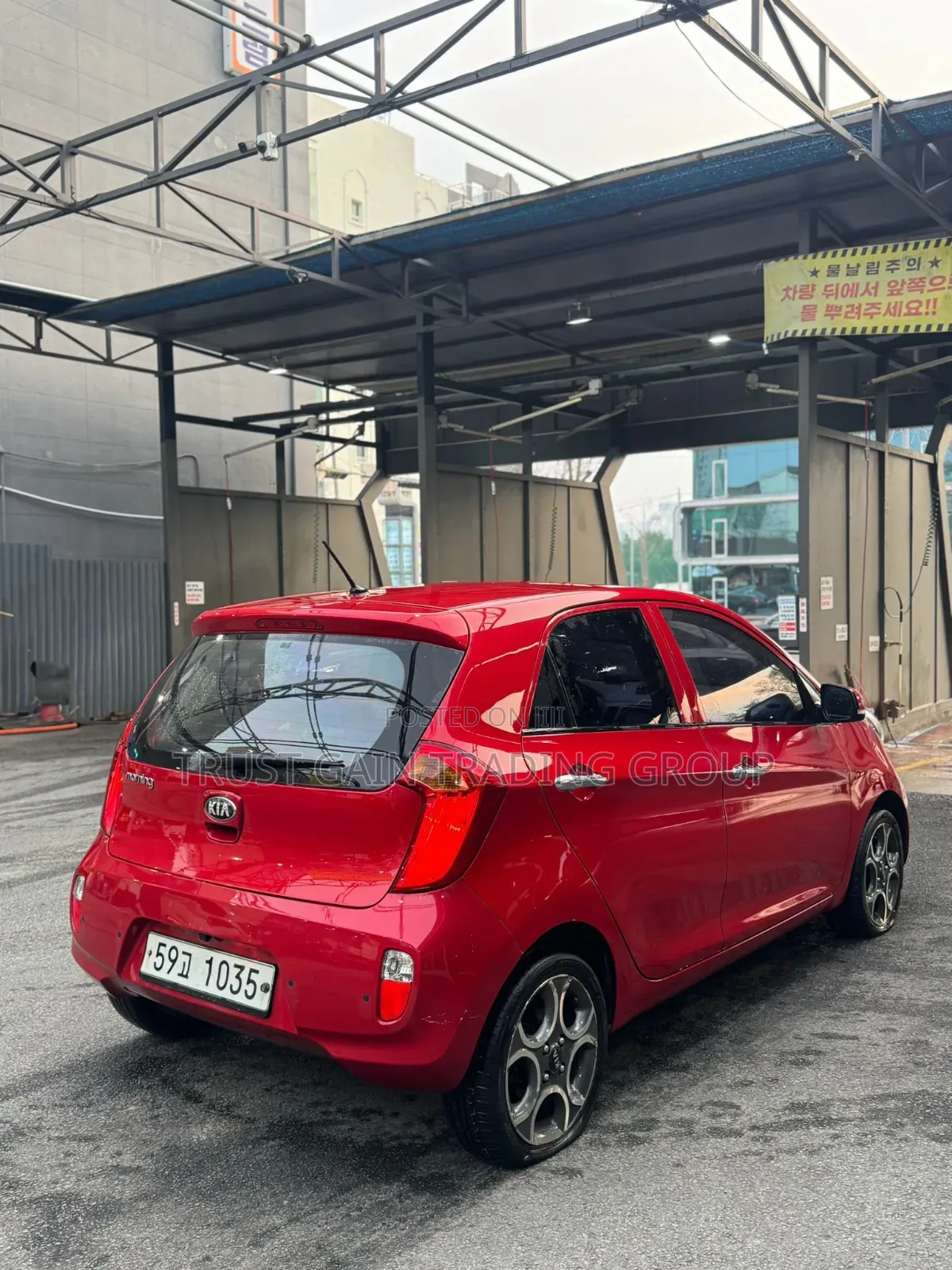Kia Morning 2013 Red